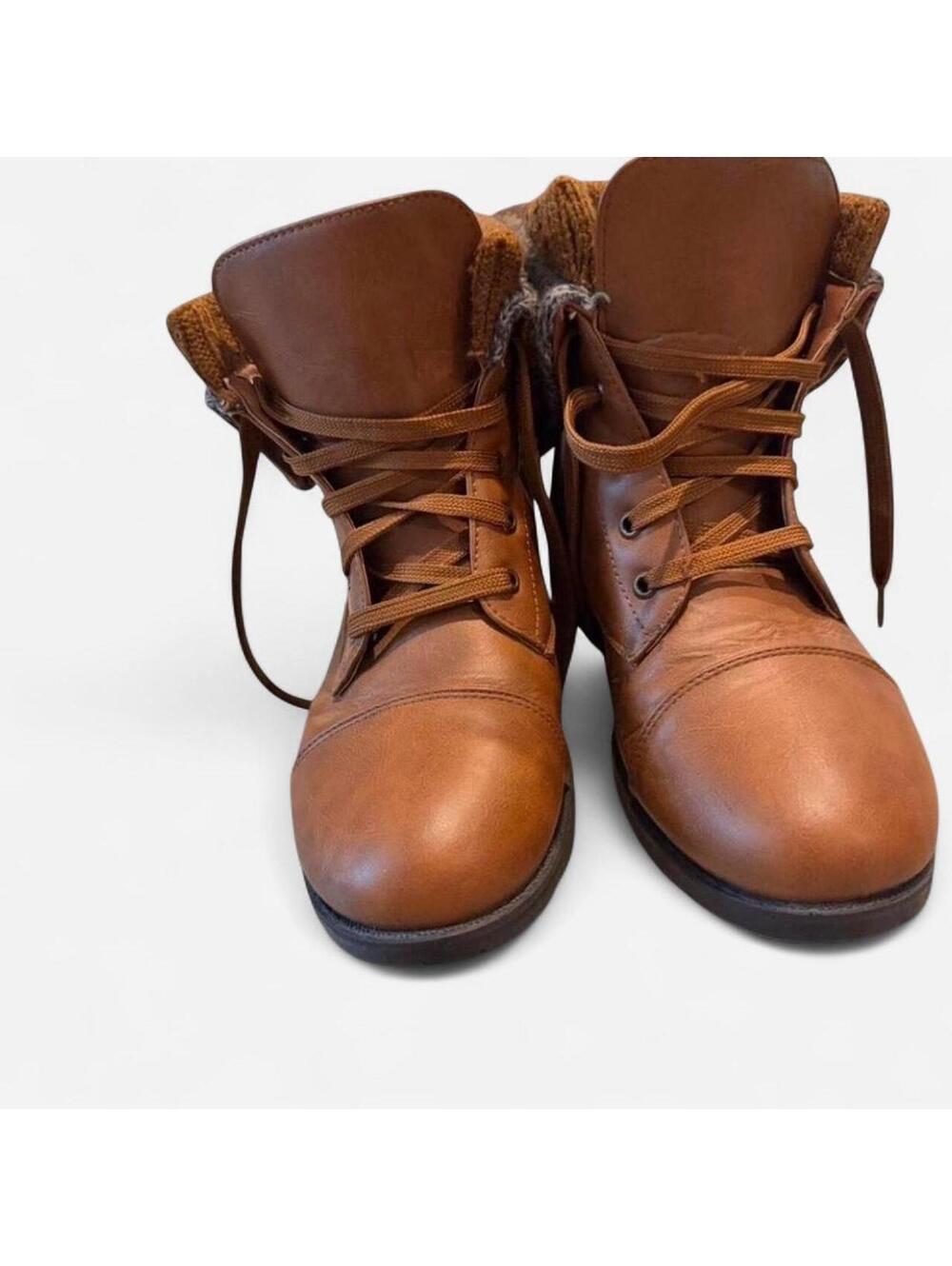 Women's Tan and Brown Boot